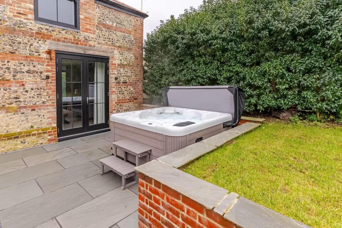 The Old Coach House - Hot Tub - Dorset Villa Pimperne Exterior foto